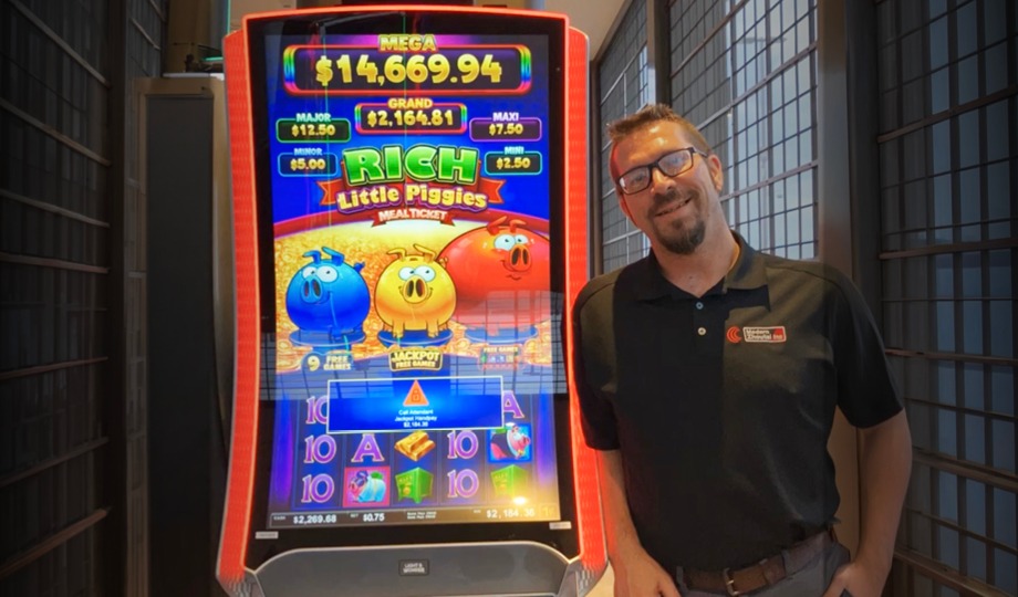 Dannie from Shortsville $2,184 Rich Little Piggies Meal Ticket